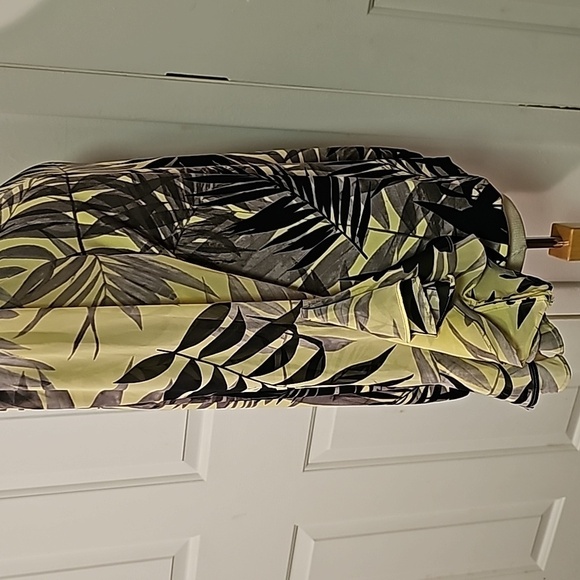 Alfani women's large blouse. 3/4 sleeves With ruffle.  Elastic around th… - Picture 5 of 10